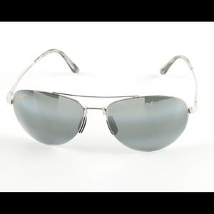 MAUI JIM SUNGLASS—-PILOT MODEL—-10/10—-CLASSIC AVIATOR